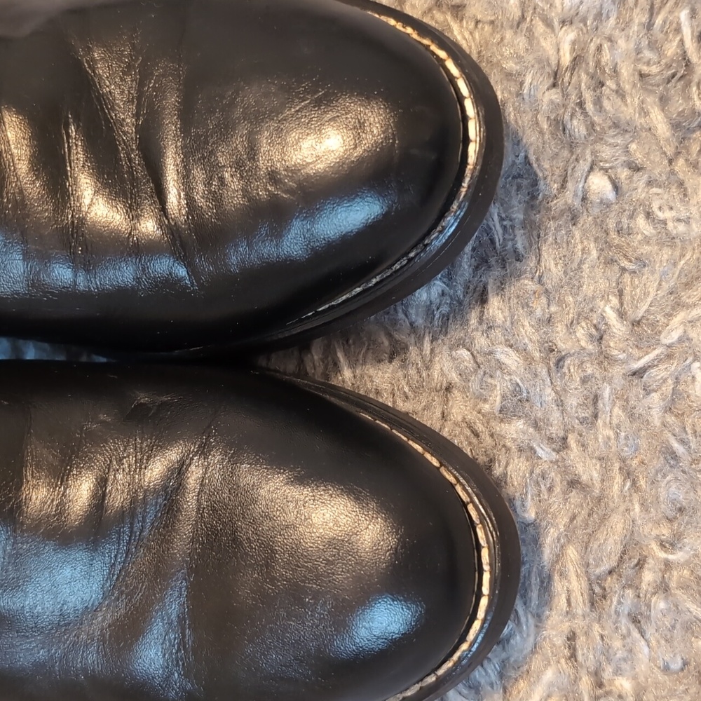 Larado Black Leather Cowboy Boots - Picture 5 of 8